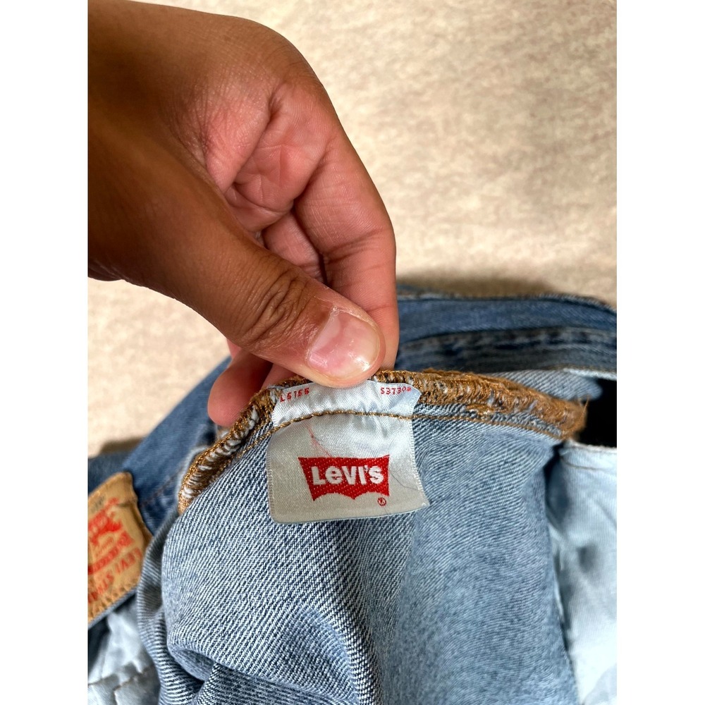 Levi's 501 Authentic Original Fit Jeans Mens 32x30 Blue Denim Cotton Button‎ Fly - Picture 7 of 16